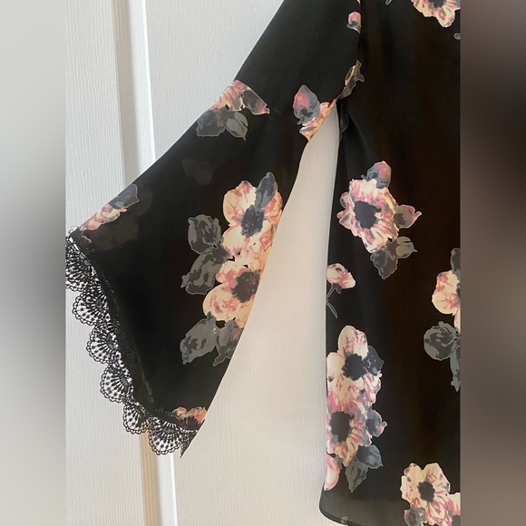 ASTR black floral mini dress size M - Picture 3 of 3